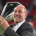 フランクフルト会長、ELの会場に激怒！「ミッキーマウスか」