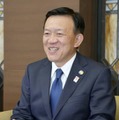 インタビューに答える関西経済同友会の代表幹事に就任した角元敬治氏＝23日、大阪市