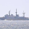 津軽海峡を通過したロシア海軍の情報収集艦＝9日（防衛省統合幕僚監部提供）