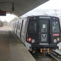 3月、試運転中の米ワシントン首都圏地下鉄「7000系」の電車＝米メリーランド州（共同）