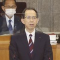福島県議会本会議で、知事選立候補を表明する内堀雅雄知事＝21日午後