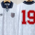 復活希望の襟付きデザイン！イングランド代表「1990イタリアW杯」ユニフォーム