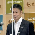 記者会見で核拡散防止条約（NPT）再検討会議への参加を発表した広島県の湯崎英彦知事＝28日午前、広島県庁