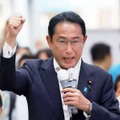 長崎市で街頭演説する自民党総裁の岸田首相＝5日午後