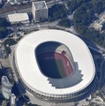 東京五輪・パラリンピックのメインスタジアムとなった国立競技場＝22日午後（共同通信社ヘリから）