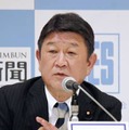 東京都内で講演する自民党の茂木幹事長＝25日午後