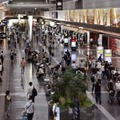 昨年8月、お盆休みの帰省シーズンを迎えた羽田空港の出発ロビー