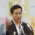都道府県が自主判断で発信できる「BA・5対策強化宣言」について記者会見する山際経済再生相＝29日午後、東京都千代田区