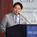 米ワシントンで講演する林外相＝29日（外務省提供・共同）