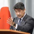 記者会見する木原官房副長官＝1日午前、首相官邸