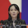 10日、平壌で全国非常防疫総括会議に臨む北朝鮮の金与正朝鮮労働党副部長（朝鮮通信＝共同）
