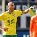35歳監督、電撃解任…37歳FWユルマズが練習を仕切りだしたワケ