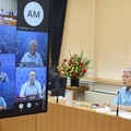 APECの食料安全保障担当相会合にオンラインで出席する野村農相＝26日、農水省（同省提供）