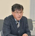 記者会見で国葬開催の意義を訴える岡島実弁護士＝15日午後、東京・永田町の参院議員会館