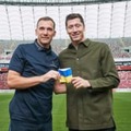 W杯で異例！レヴァンドフスキ、ウクライナ国旗のキャプテンマークを着用へ