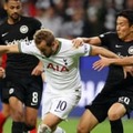  「38歳長谷部は世界レベルのケインを封じ込めた」フランクフルト監督がCLで絶賛