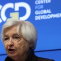 6日、ワシントンで講演するイエレン米財務長官（ゲッティ＝共同）