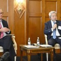 日米財界人会議を終え、記者会見する日米経済協議会の澤田純会長（右）ら＝12日、ワシントン（共同）