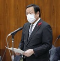 参院外交防衛委で答弁する浜田防衛相＝13日午後