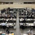 最後の業務が行われた大阪手形交換所＝2日午前、大阪市中央区