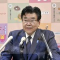 記者会見する後藤経済再生相＝18日午後、東京都千代田区