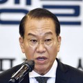 21日、韓国・ソウルで政府の対北朝鮮政策を説明する権寧世統一相（共同）