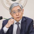 名古屋市で記者会見する日銀の黒田総裁＝14日午後