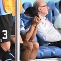 スアレスが泣く…ウルグアイ代表、ガーナに勝利も「総得点数」でW杯敗退に 画像