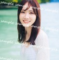 田村真佑1st写真集「恋に落ちた瞬間」封入ランダムポストカード（撮影：藤原宏）
