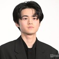鈴鹿央士（C）モデルプレス
