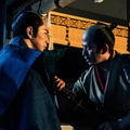 「どうする家康」岡田准一「勝手に涙が流れてきた」後輩・松本潤との共演で生み出せた信長像とは 画像