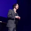 與真司郎「與真司郎announcement」（提供写真）
