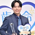 「歯が命アワード 2023」を受賞した山下健二郎（C）モデルプレス