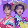 小坂菜緒、久保史緒里（C）モデルプレス