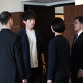 坂口健太郎「CODE―願いの代償―」第9話より（C）読売テレビ・日本テレビ