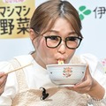 新製品発表会に出席したギャル曽根（C）モデルプレス