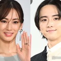 北川景子、板垣李光人（C）モデルプレス
