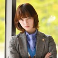 平手友梨奈「うちの弁護士は手がかかる」第2話より（C）フジテレビ