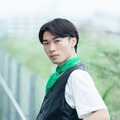 モデルプレスのインタビューに応じた鈴木美秀さん（提供写真）