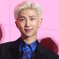 BTS・RM、目元のケガで5針縫う「撮影中断して病院に」 画像