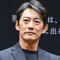 発表会に出席した反町隆史（C）モデルプレス