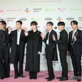 ATEEZ（左から）ユンホ、ソンファ、サン、ヨサン、ホンジュン、ウヨン、ジョンホ、ミンギ（C）モデルプレス