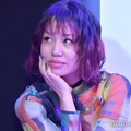 『BTS Monuments：Beyond The Star』配信記念イベントに登壇したRIEHATA（C）モデルプレス