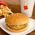 マクドナルド新バーガー「マックチキン」通常＆ソース増量で食べ比べてみた＜実食レポ＞ 画像