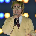 菅田将暉の弟、直筆で結婚報告 妻との密着2ショットも公開 画像