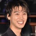 竹内涼真、登壇ルート誤る“アクシデント”発生 木村拓哉に耳打ちされ照れ「すみません」＜Believe－君にかける橋－＞ 画像