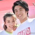 中尾明慶＆仲里依紗、夫婦ショット一挙公開 結婚11周年を報告 画像