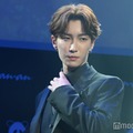 生配信されていることを知らない渡辺翔太（C）モデルプレス
