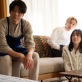 丸山智己、栗山千明、千賀健永「彼女がそれも愛と呼ぶなら」第1話（C）YTV