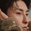 與真司郎フォトエッセイ「はじめに」表紙使用カット：撮影／嶌原佑矢（UM）（C）講談社